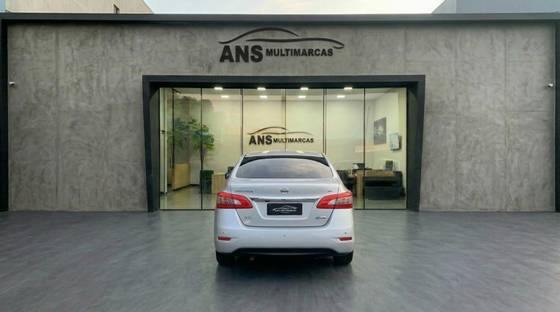NISSAN SENTRA 2.0 SL 16V FLEX 4P AUTOMÁTICO